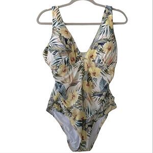 Athena Women's RSC Shirred Maillot Swimsuit 14